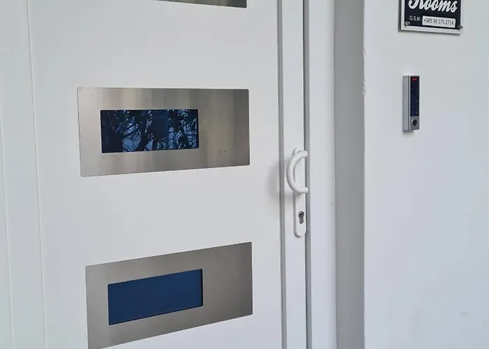 La-la Guest house 3*